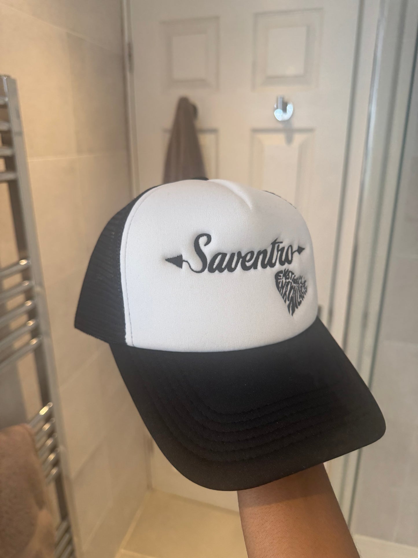 Saventro trucker hat